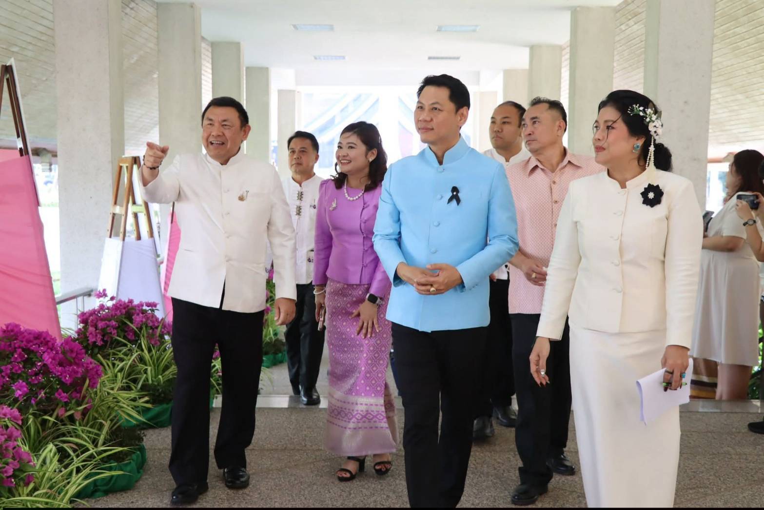 title - ศพส. จัดงาน “รักแห่งศิลป์ รักแห่งแผ่นดิน” เพื่อน้อมรำลึกในพระมหากรุณาธิคุณของสมเด็จพระนางเจ้าสิริกิติ์ พระบรมราชินีนาถ พระบรมราชชนนีพันปีหลวง ณ ศูนย์ส่งเสริมและพัฒนาอาชีพเสริมนอกภาคการเกษตร (ศูนย์ศิลปาชีพบางไทรฯ เดิม)